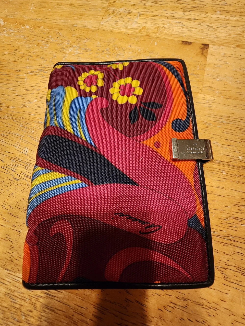 rare vintage Gucci canvas bifold accessory, Agenda Address Book With Pen